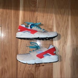 Nike huarache sneakers